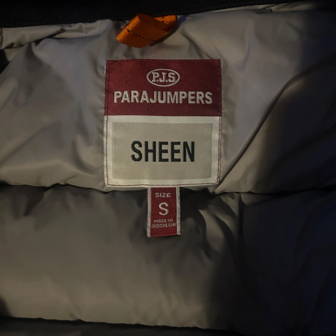 Svart dunjacka från Parajumpers - 91