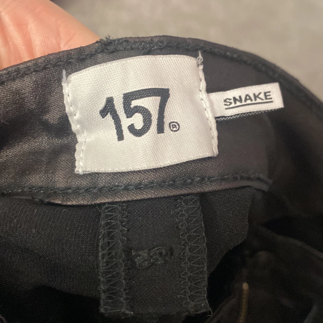 Svarta byxor från 157 - 91