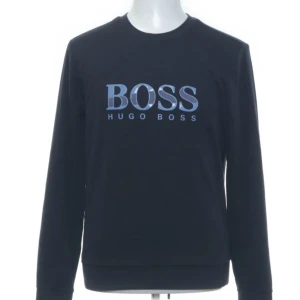 Hugo boss  - Mörkblå Hugo boss tröja i bra skick
