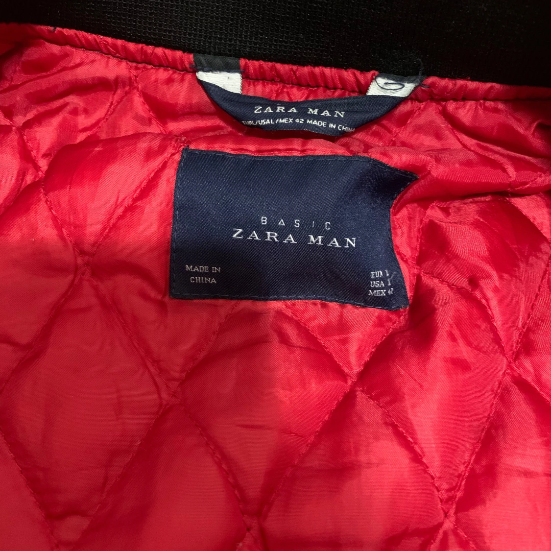 Mörkblå bomberjacka från Zara Man - 92