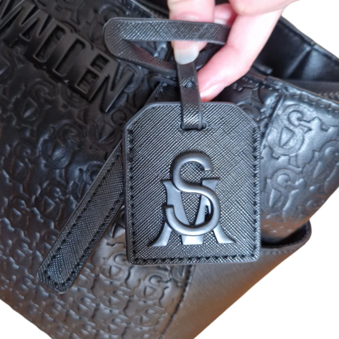 Svart väska från Simmi - 91