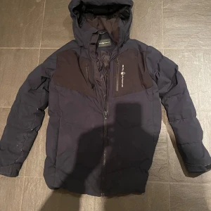 Sail racing jacka - Storlek: 170. Skick 7/10