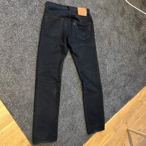 Levis 501 W30 L32