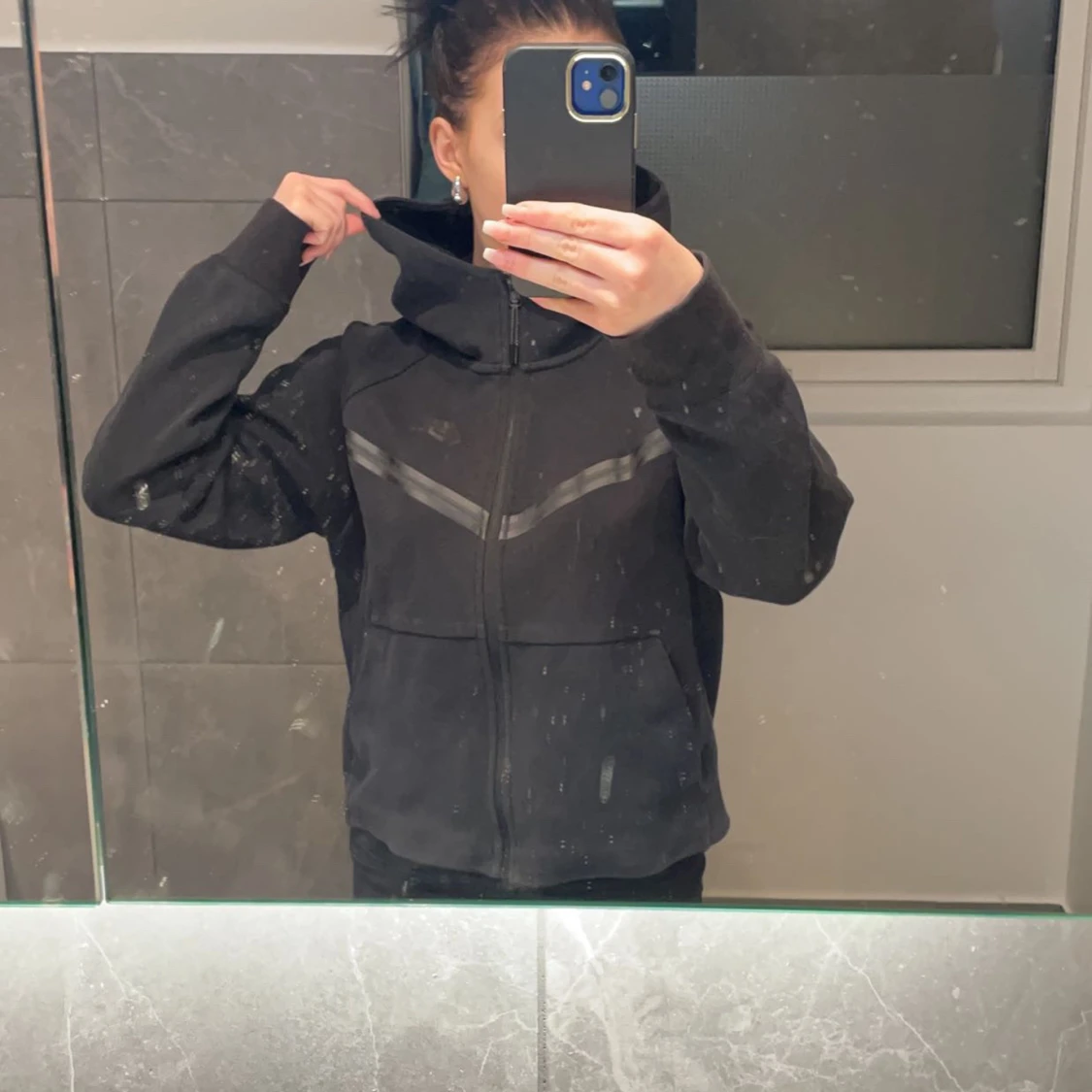 Svart hoodie från Nike - 90