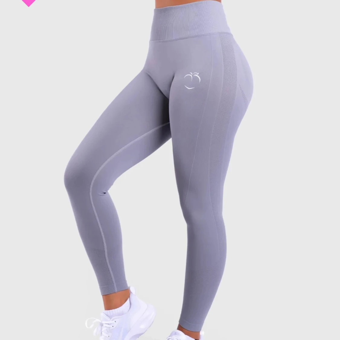 Grå/vit leggings från Peach
