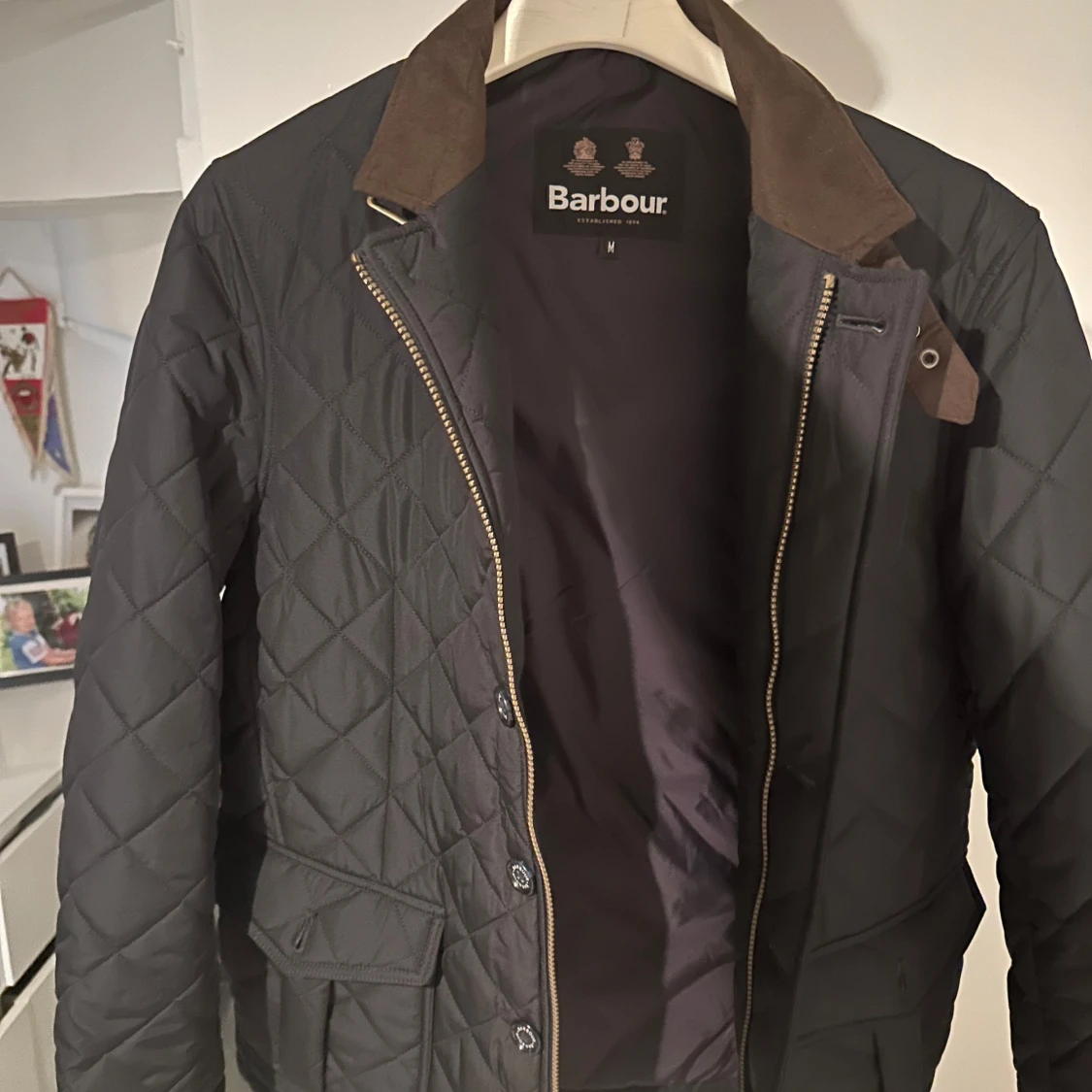 Svart quiltad jacka från Barbour