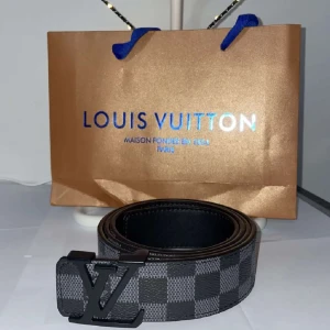 Bälte - Bra kvalite, Helt ny bälte,priset kan diskuteras