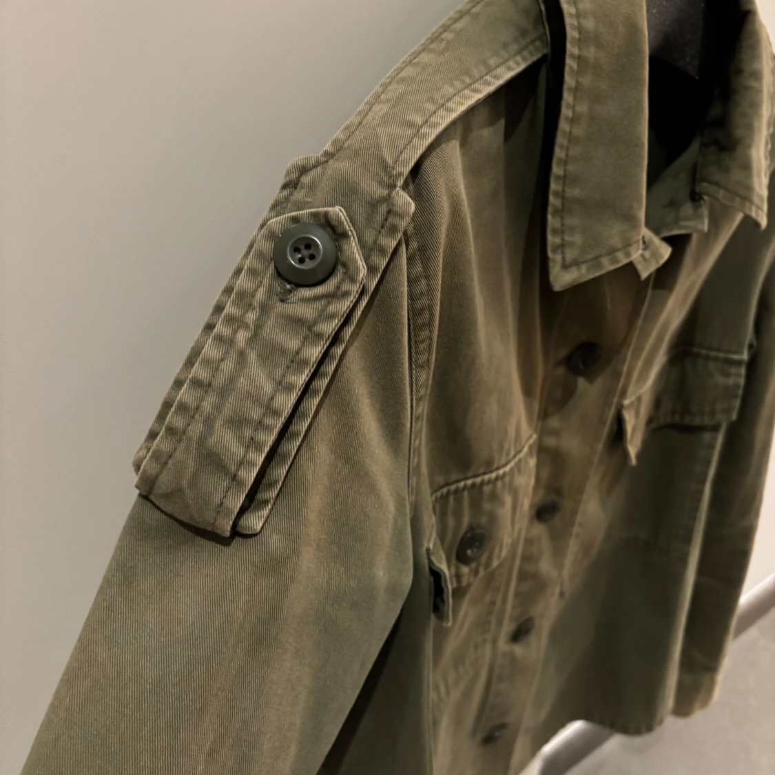 Grön jacka från Mango - 91