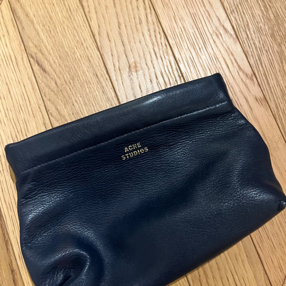 Svart kuvertväska/neccessär  från Acne Studios - 90