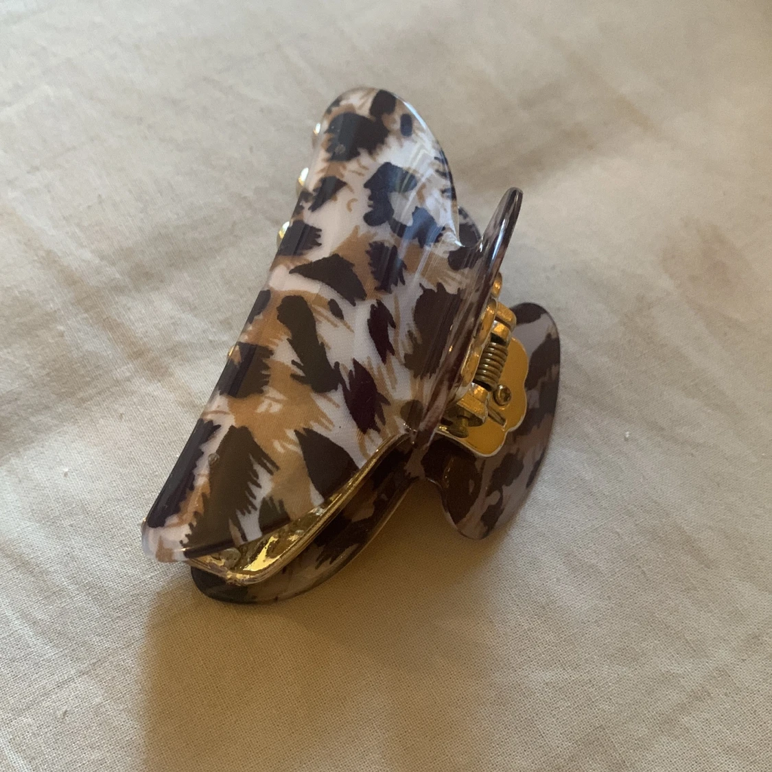 Leopardmönstrad hårklämma - 92