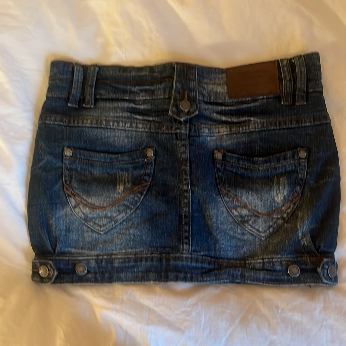 Lågmidjad jeanskjol  - 90