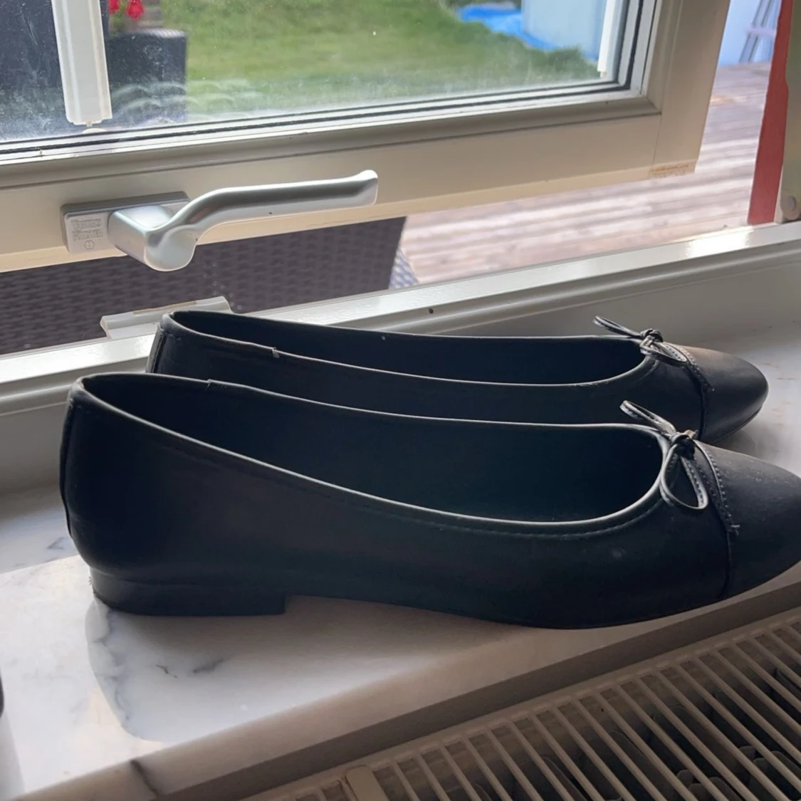 Svarta ballerinaskor  - 90