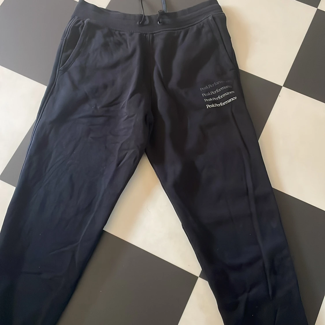 Peak hoodie & byxa - 90