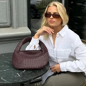 Nakd väska - Supersnygg väska som tyvärr inte kommer till användning❤️❤️❤️nyskick!!