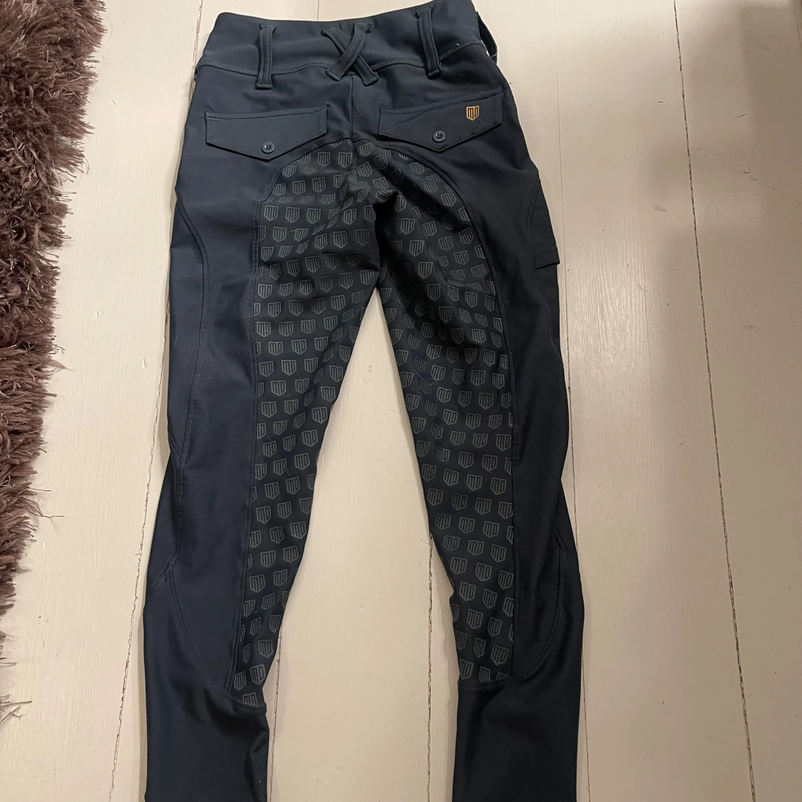 Mörkgröna ridbyxor från Maya Delorez - 2