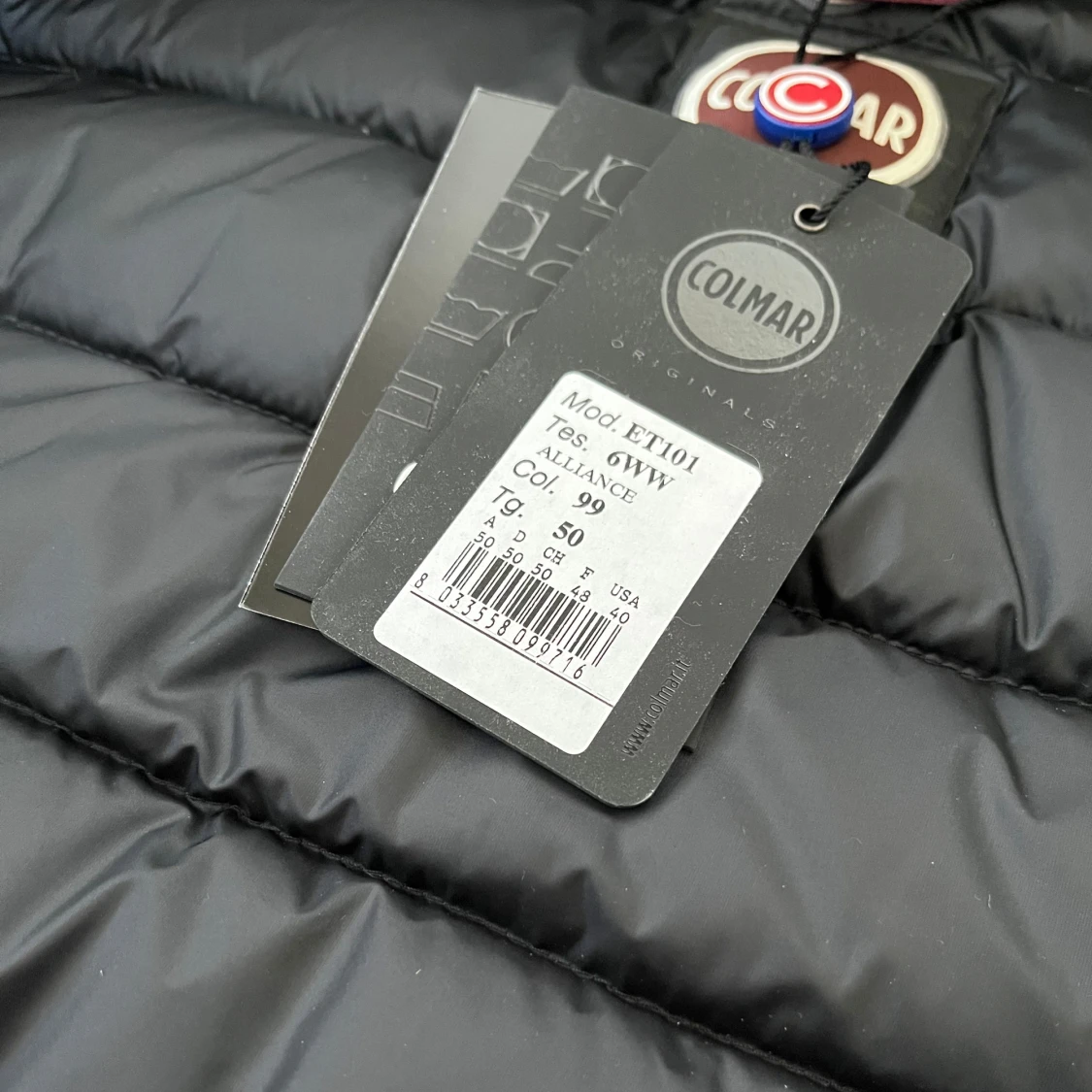 Svart pufferjacka från Colmar - 4