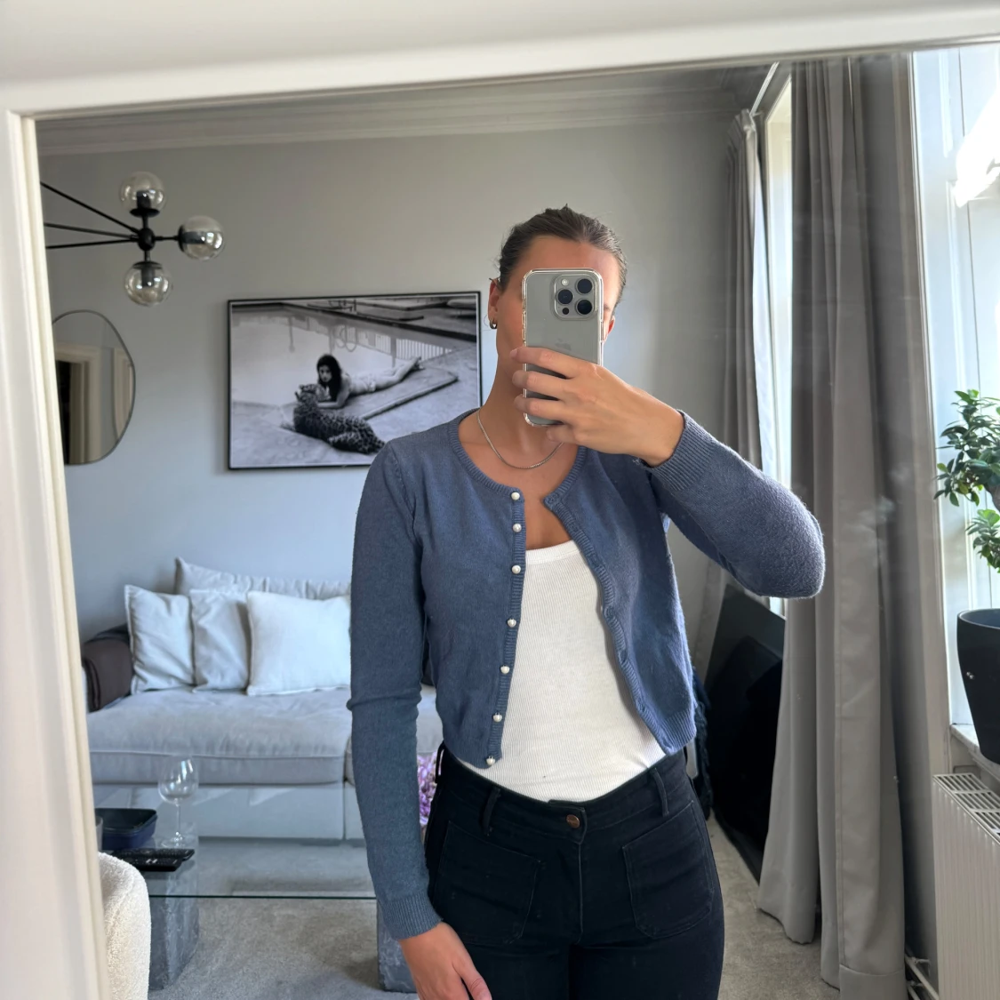 Blå kofta med pärlknappar - 91