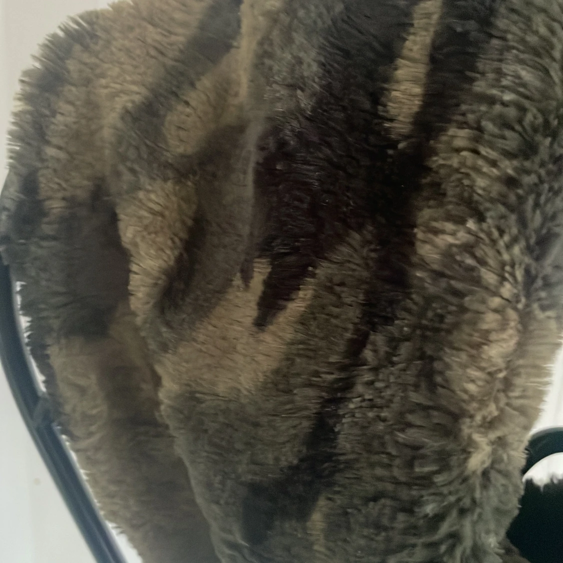 Mjuk halsduk i kamouflagemönster - 90