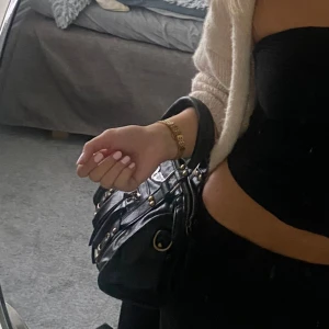 Väska - Säljer en så fin väska, som ny💞