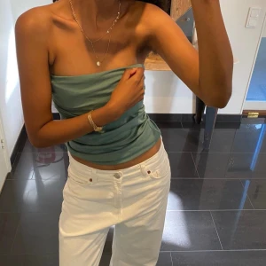 Turkos tubetopp/bandeautopp - Supersöt turkos topp köpt från Zara & i toppskick💚💚