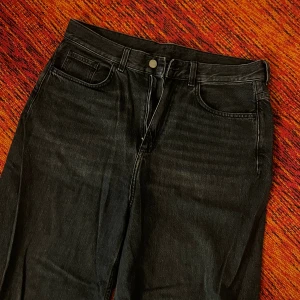 Distressed wide jeans - Wide leg distressed jeans nice sturdy but soft denim distressed legs  size 31