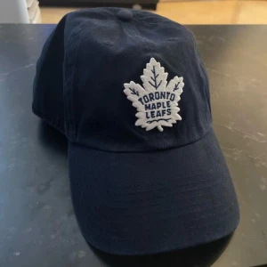 Vintage toronto maple Leafs keps - Använd 1 gång så i gott som ny