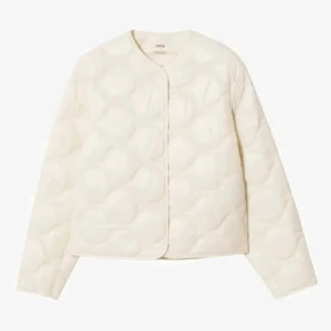 Mango jacka - Jacka från Mango i storlek M (sällan använd), färgen är naturvit och därför mer åt det gula hållet💗