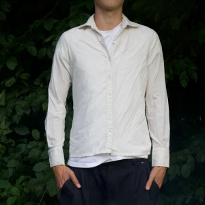 Vit skjorta - Skön vit skjorta