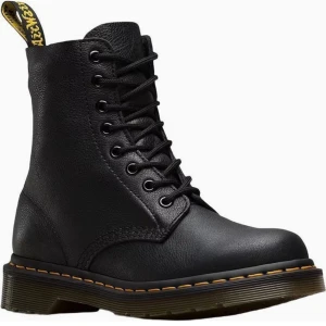 DrMartins  - DR.MARTENS 1460 KÄNGOR, i mjukt läder. Storlek 38. Begagnat skick, behöver en putsning med skofett för att se ut som nya. Har aldrig gett skavsår. Använda en säsong. Köpta för 1200kr. Pris kan alltid diskuteras ✨✨✨
