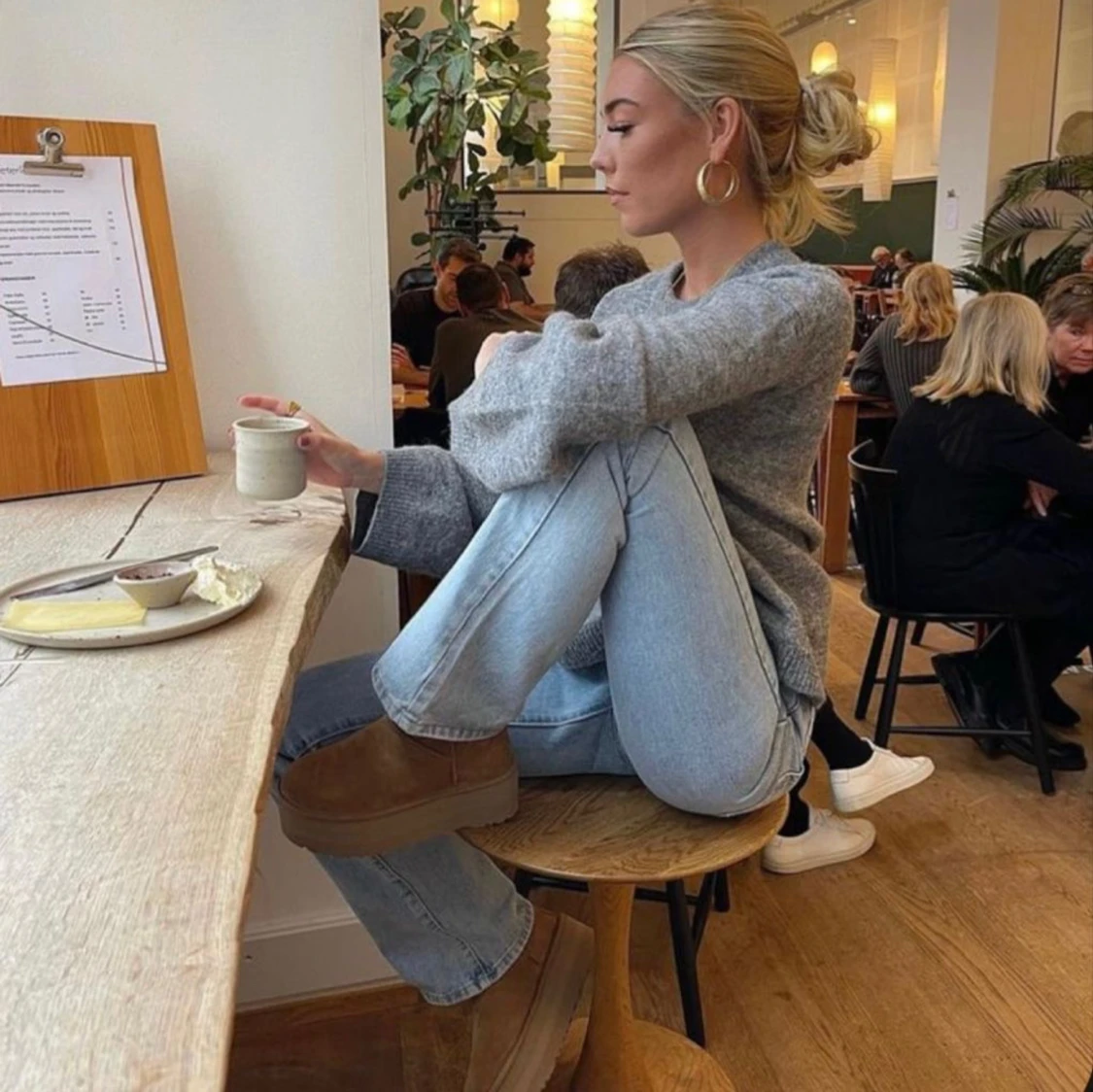 UGG med hög sula 