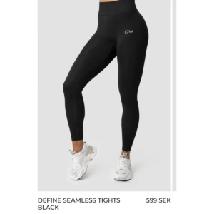 Träningstights från ICIW - Träningstights från ICIW i modellen Define Seamless. Svarta, knappt använda och finns inga defekter eller tecken på användning. 