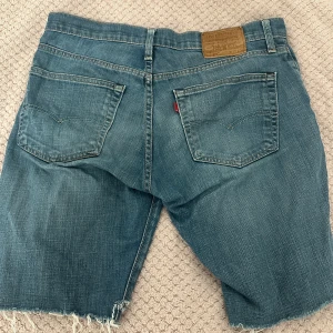 Levi’s shorts - Perfekt för långa personer