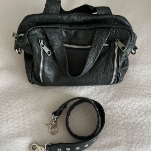 Väska nunoo - Supersöt väska från Nunoo. Köpt i Köpenhamn för 2500kr.