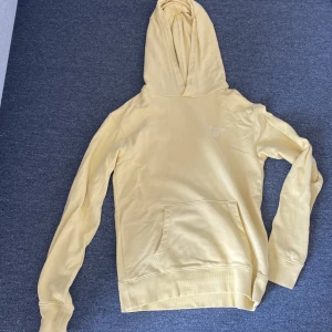 Gul Gant tröja💛⭐️🫶🏻 - Helt oanvänd gant tröja fint skick säljer den för att den är för liten