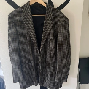 Kavaj Tiger of Sweden  - Rutig vintage kavaj från tiger of Sweden  Mycket bra skick 