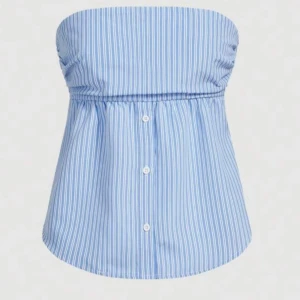 Zara Blus/Topp  - Supersöt blus som aldirg är använd, säljer då den inte kommit till användning, skriv privat för fler/egna bilder💗pris går att diskutera