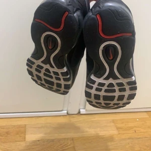 Air Max 97 grå strlk 36 - Hej jag säljer min air Max för att den är liten nu och den är i gott skick 