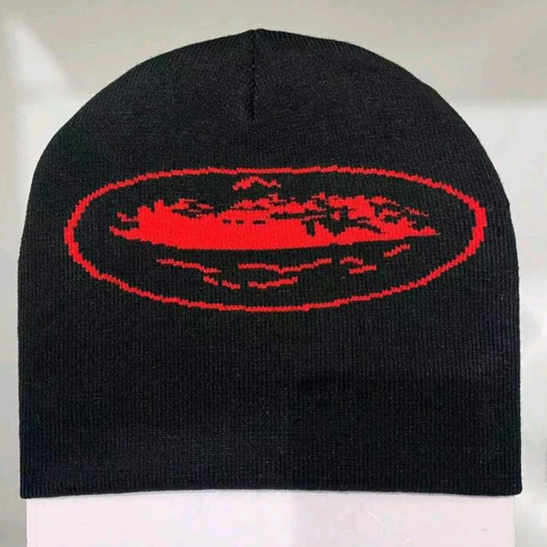 Säljer feta mössor  - 90