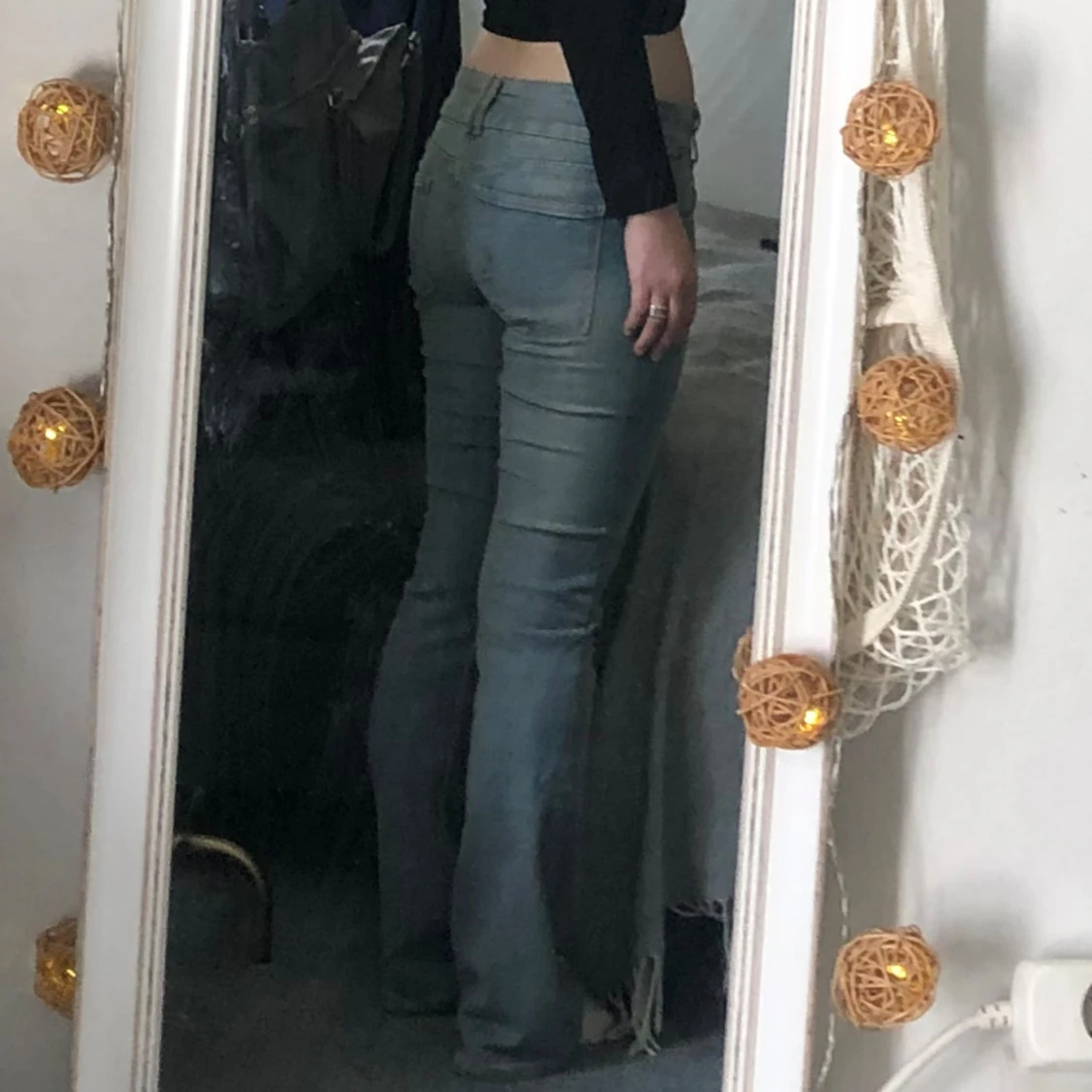 Slutsålda jeans - 90