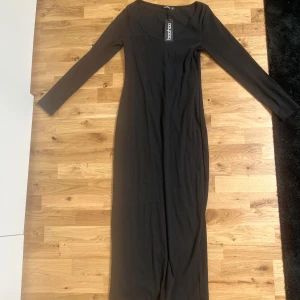 Klänning  - Från boohoo