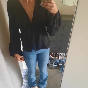 Fin blus bikbok - Jättefin blus ifrån bikbok. Fint skick,  kommer ej till användning💕