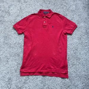 Ralph lauren piké. - Ralph lauren piké i bra skick och storlek xs, classix fit. Om ni har frågor är det bara att kontakta mig.