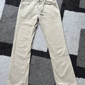 Biege McGordon Jeans. Classic fit  W32L34 Mycket fint skick, knappt använda 