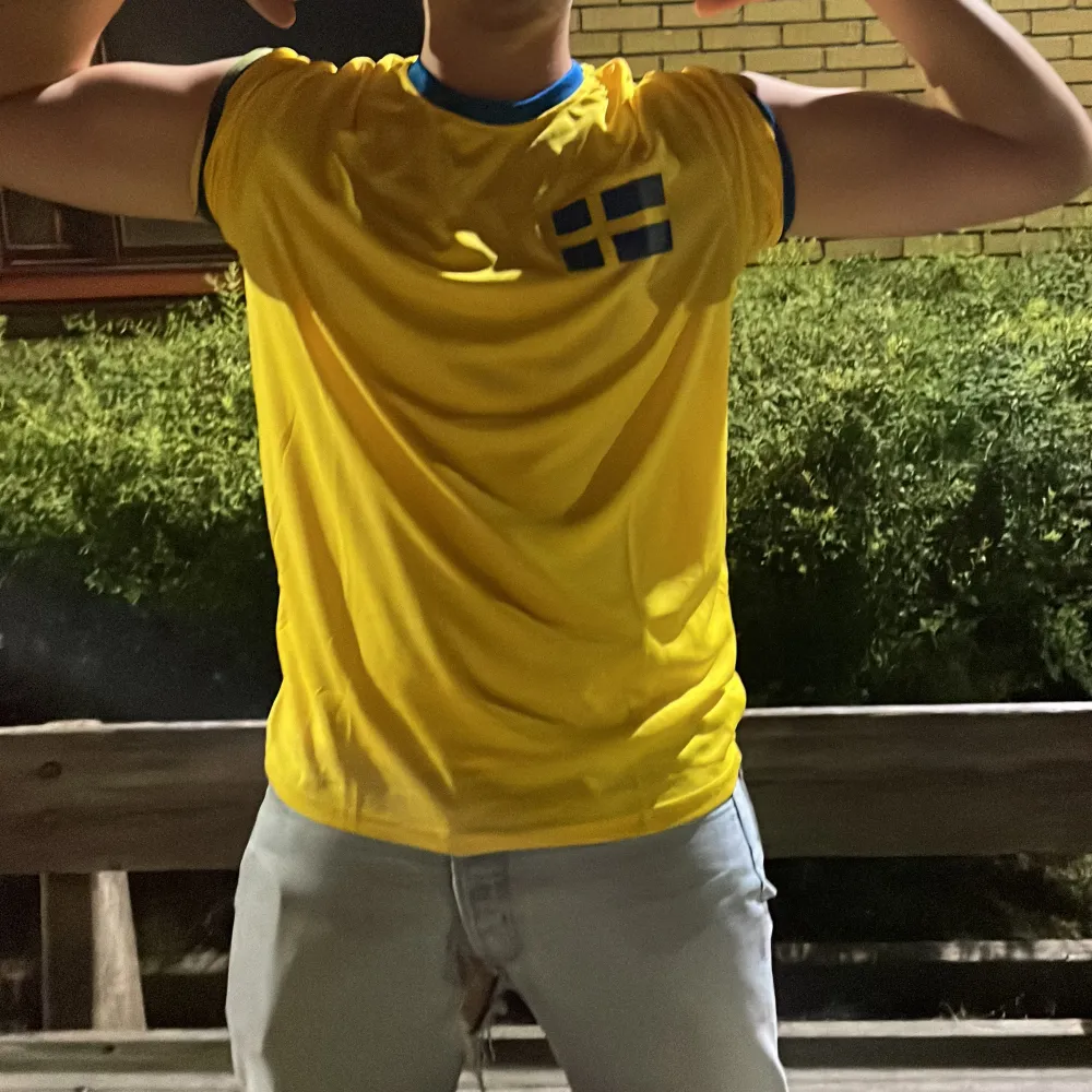 Köptes idag men fel storlek. Nypris 350. Sportswear.