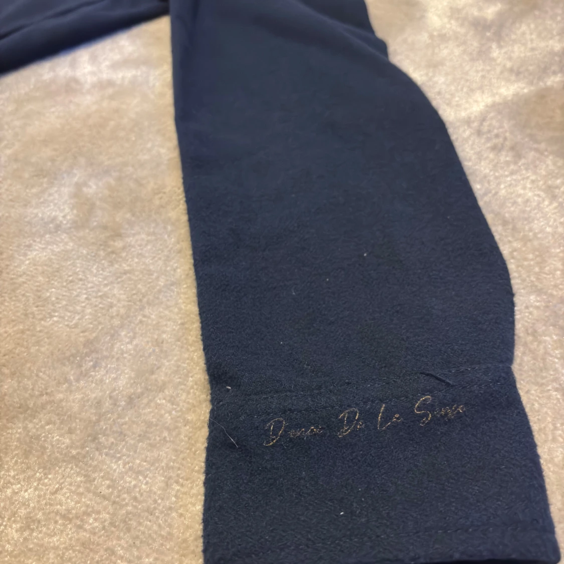 Säljer denna feta D’once De La Sense overshirten! - 90