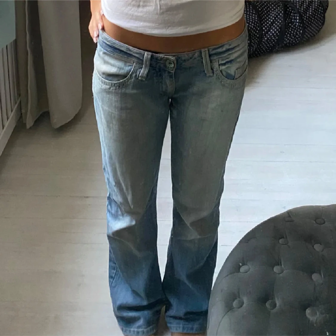 Blå bootcut jeans