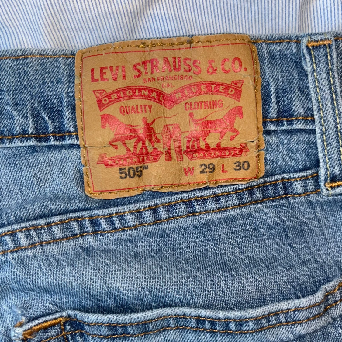 Levi's 505 jeans i blå denim - 91