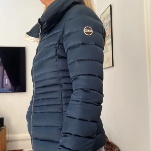 En fin colmar jacka till vintern. - Jag säljer min fina colmar jacka, kom dm om du har några frågor om priset eller mer bilder🥂👍