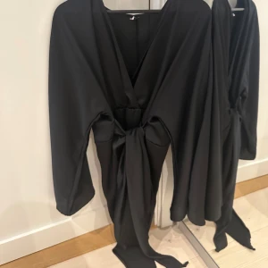 Klänning  - Klänning från Gina med Knut 