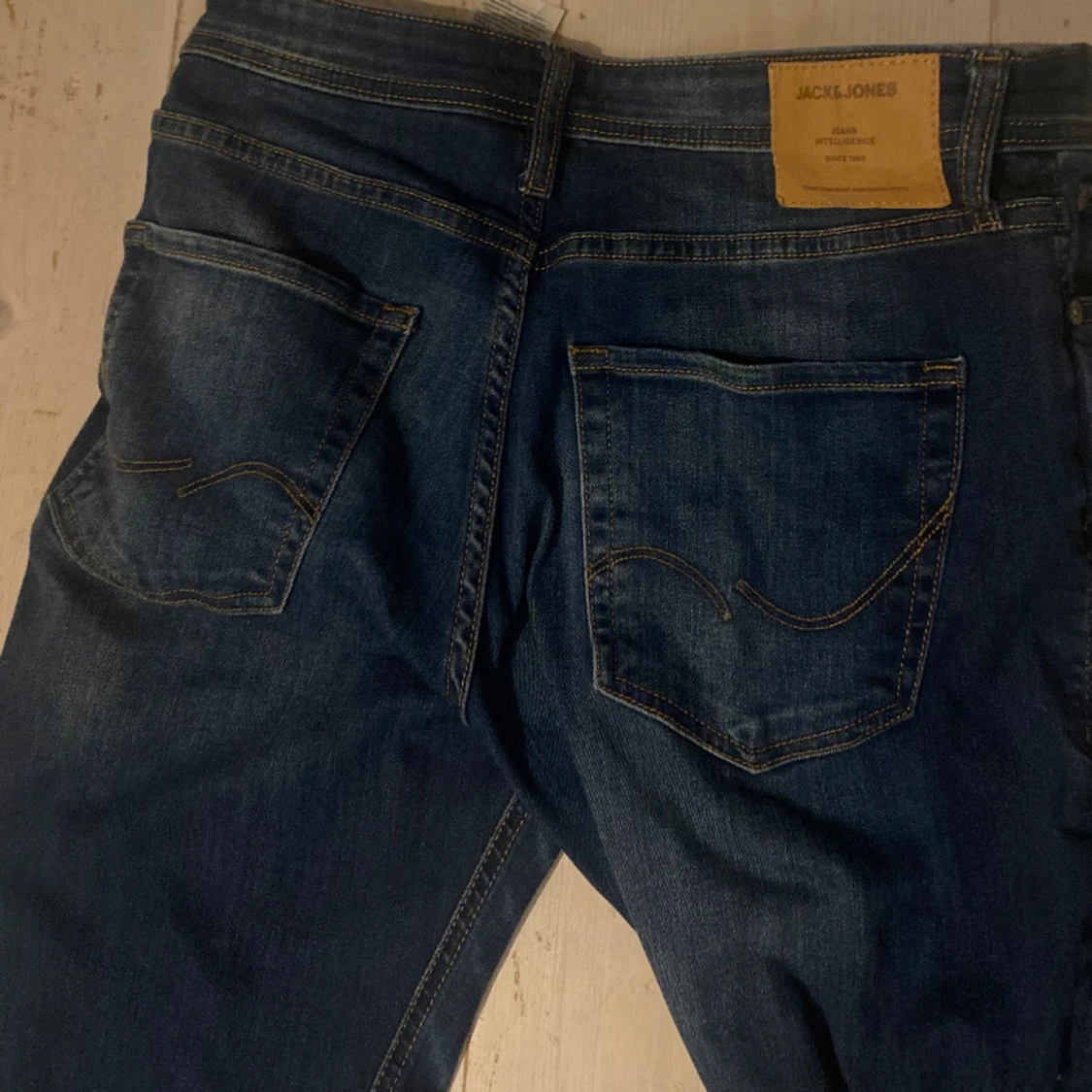 Blå Jack and Jones jeans  - 90